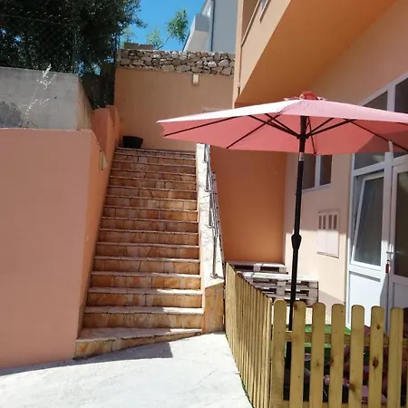 Alja, Sara I Nevio Jacuzzi Appartamento Dugi Rat
